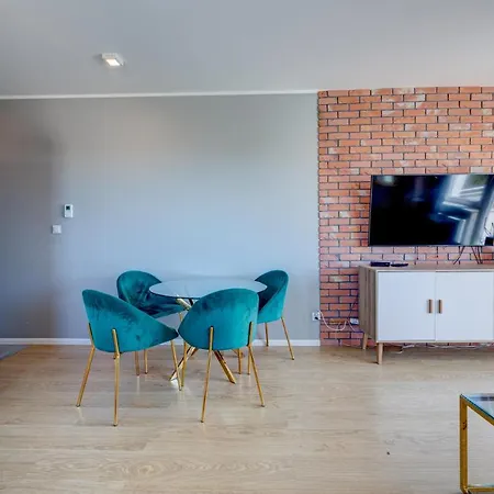 Prestige Nautica Cityview * Štetín